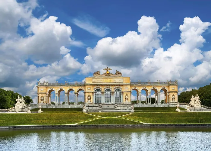 Nh Danube City Viena
